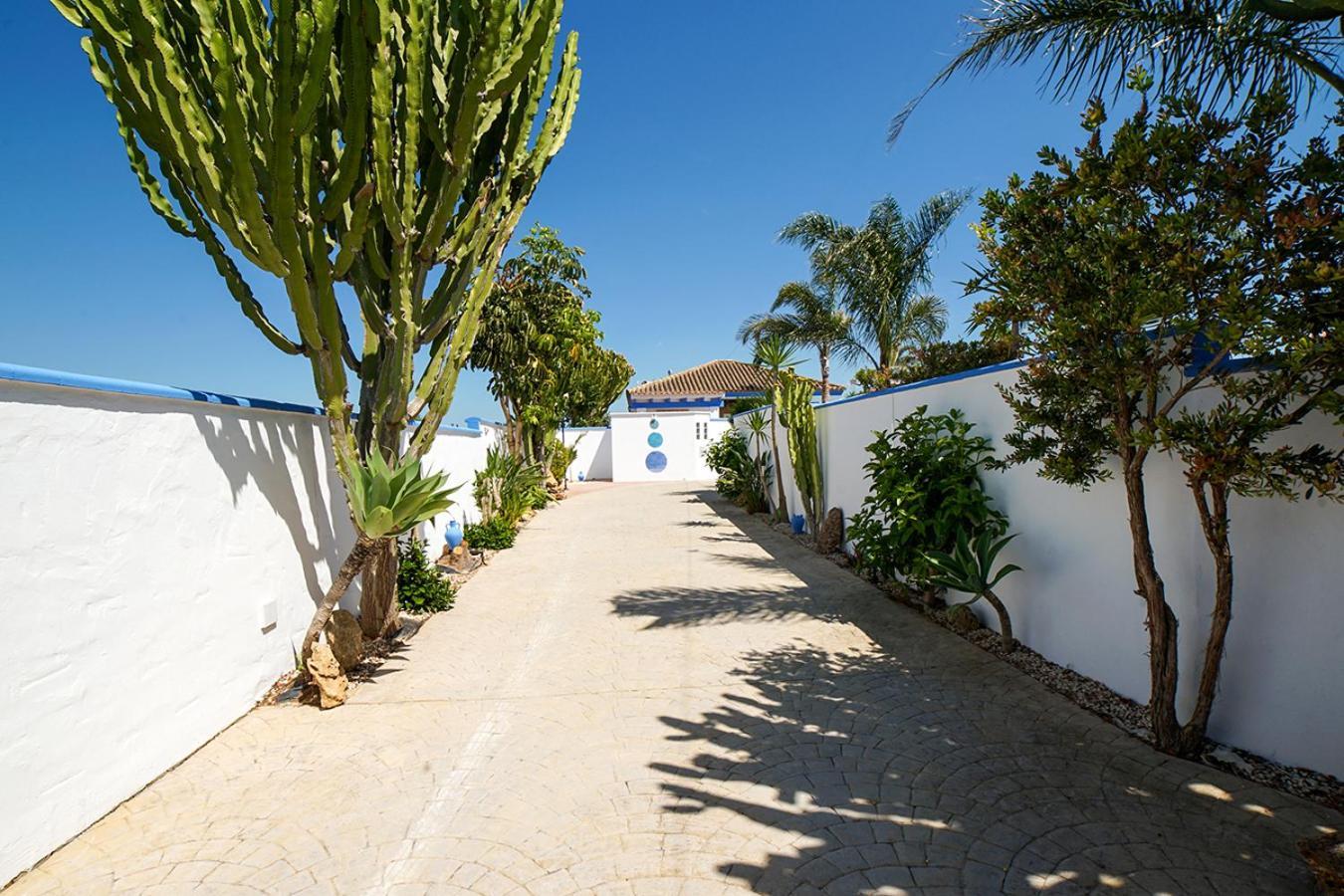 Villa Yuca Con Piscina Privada En โกนิล เด ลาฟรอนเตรา ภายนอก รูปภาพ
