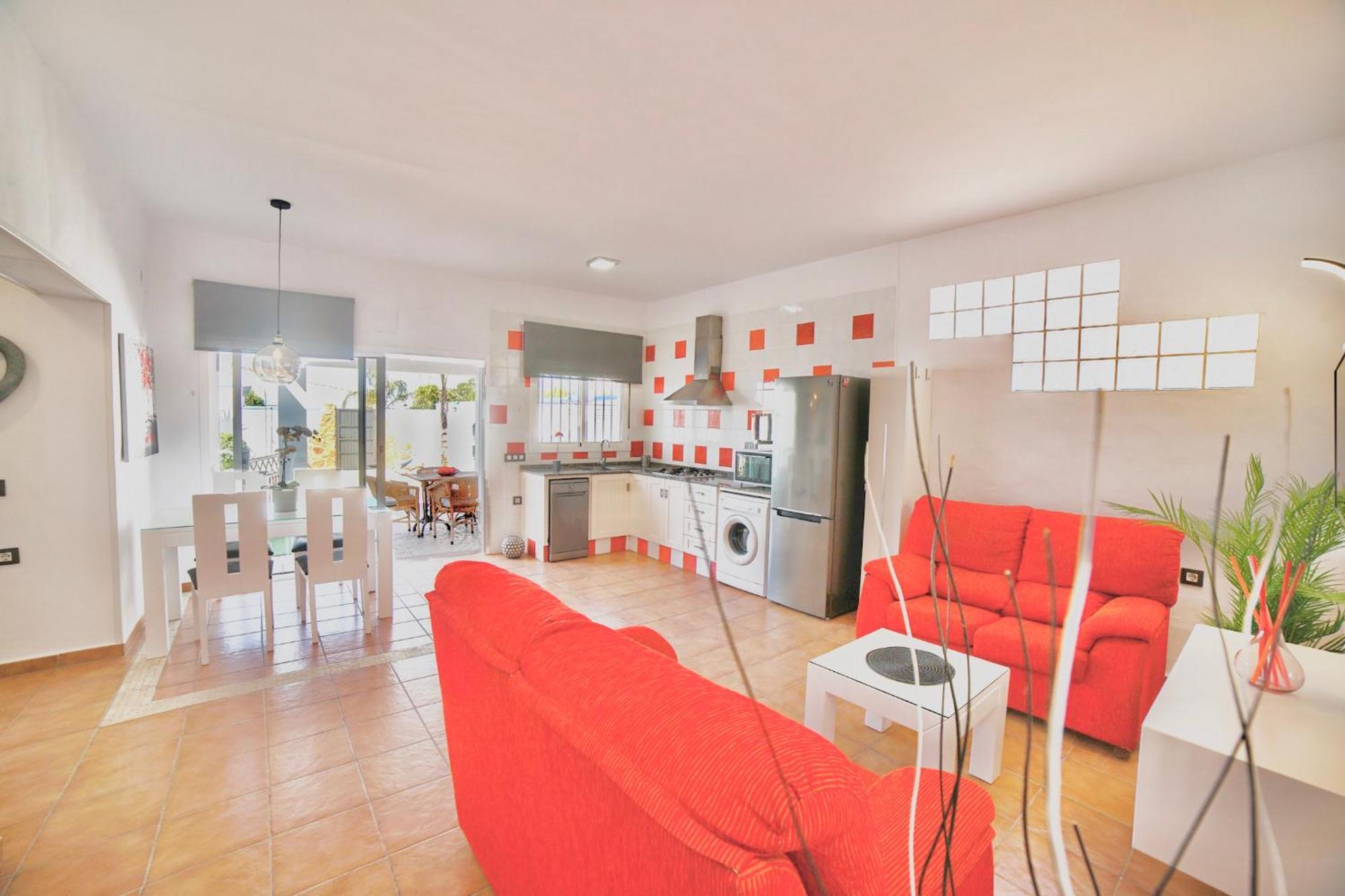 Villa Yuca Con Piscina Privada En โกนิล เด ลาฟรอนเตรา ภายนอก รูปภาพ